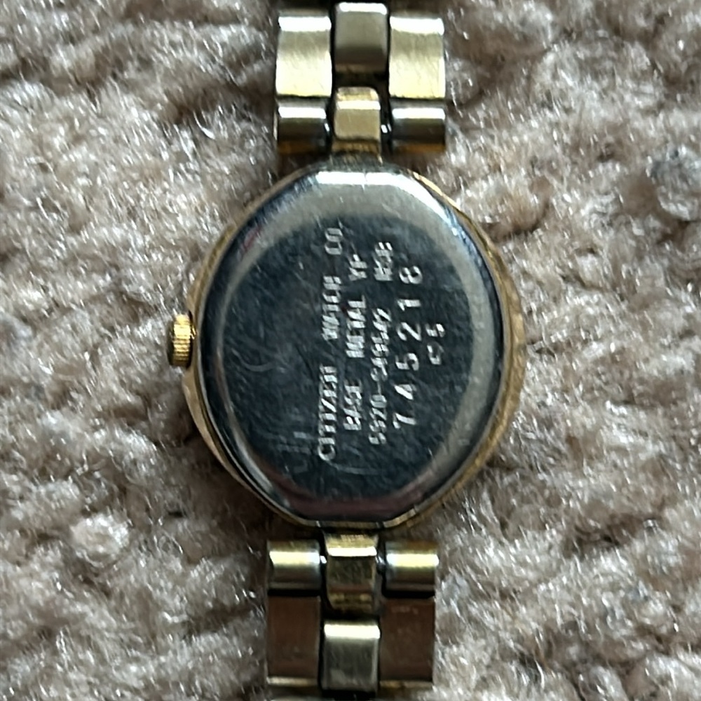 Citizen women’s vintage gold tone dainty bracelet watch‎ one size - Picture 5 of 6